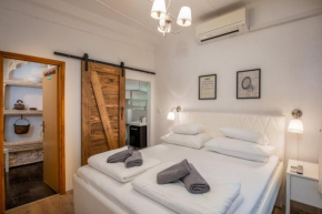 Отель Private Accomodation Linda  Дубровник